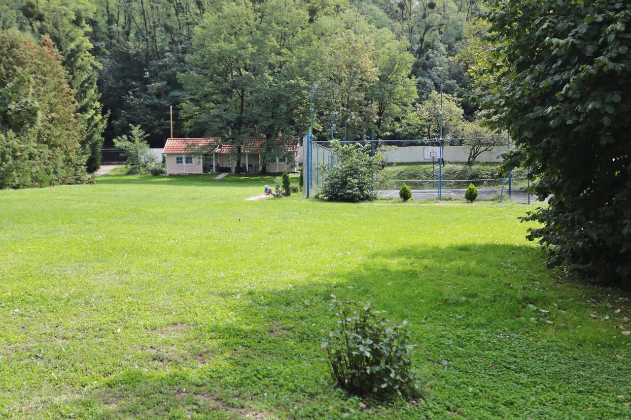 Fonfa Liget Hotel Sénye Exterior photo
